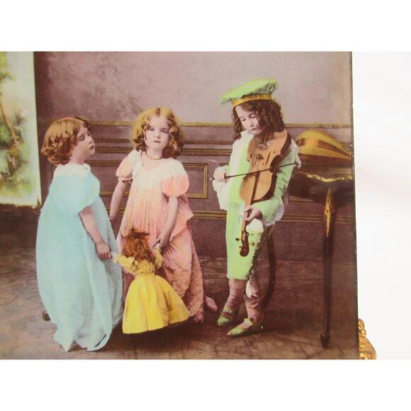 Antique Lithograph Victorian 4 Young Girls Glass Ornate Frame Wood Back 9" x 7" - Picture 2 of 7